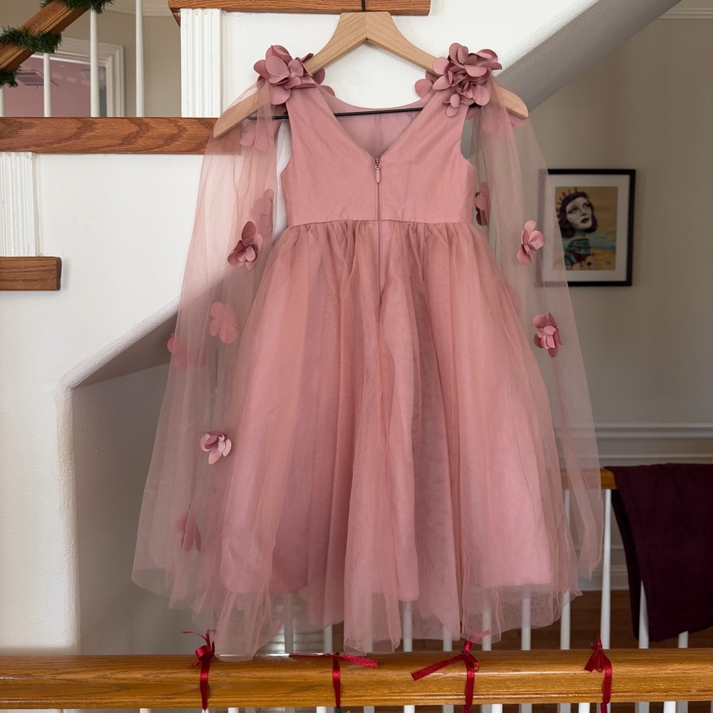 Azazie Staria
Dusty Rose Ball-Gown Ruched Tulle Dress - Picture 4 of 8